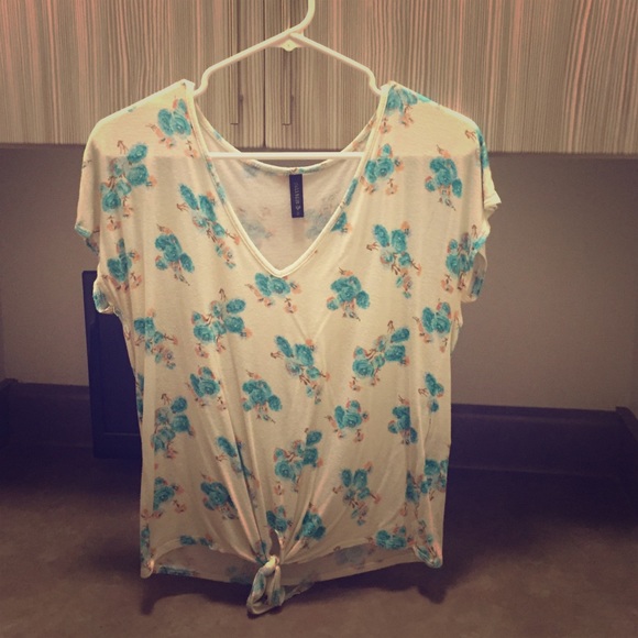 Floral white top with blue flowers from PacSun!