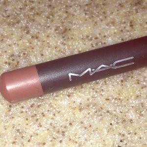 MAC Lipliner