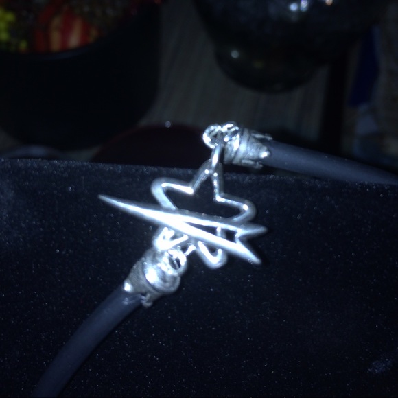 Triple strand Swarovski crystal link necklace - Picture 2 of 4