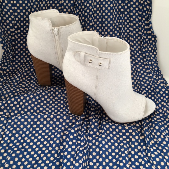 White Rock&Republic heels
