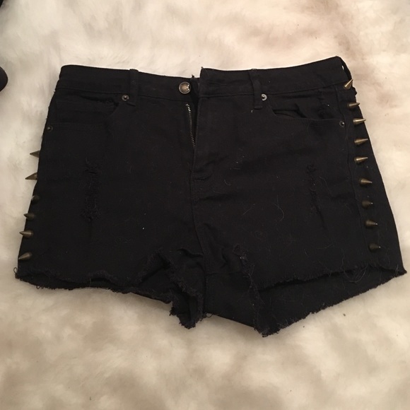 Black denim in distressed shorts with spikes ✨
