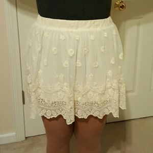 Forever 21 Cream Lace Mesh Floral Skirt