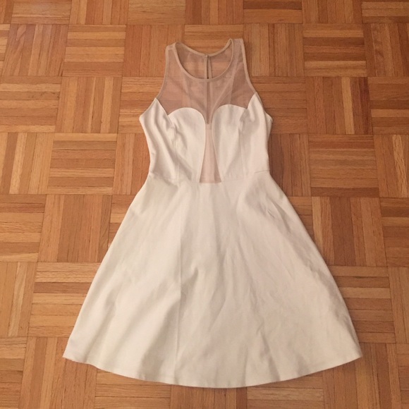 White dress w/ mesh collar and sweetheart neck