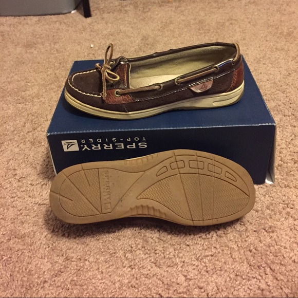 low top sperrys