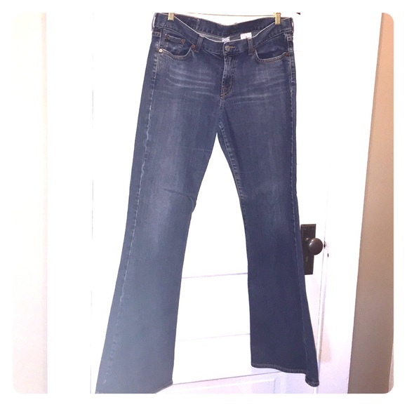 Boot cut flared Lucky brand jeans