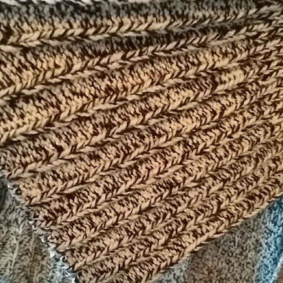 Cardigan - Picture 4 of 4