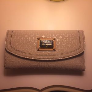 Guess Wallet.