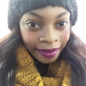 Meet your Posher, Charlene