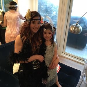 Meet your Posher, Elaine