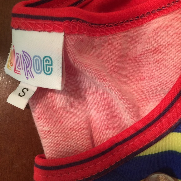 Small Lularoe Irma Top