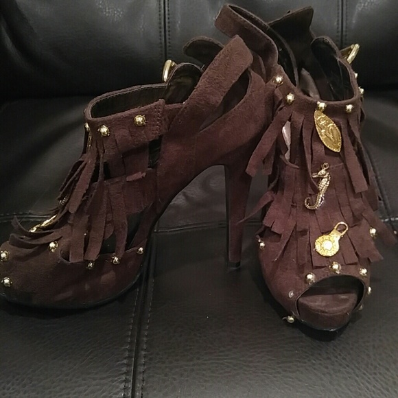 Shoes