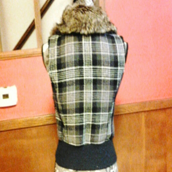 Apollo out wear vest - Picture 2 of 4