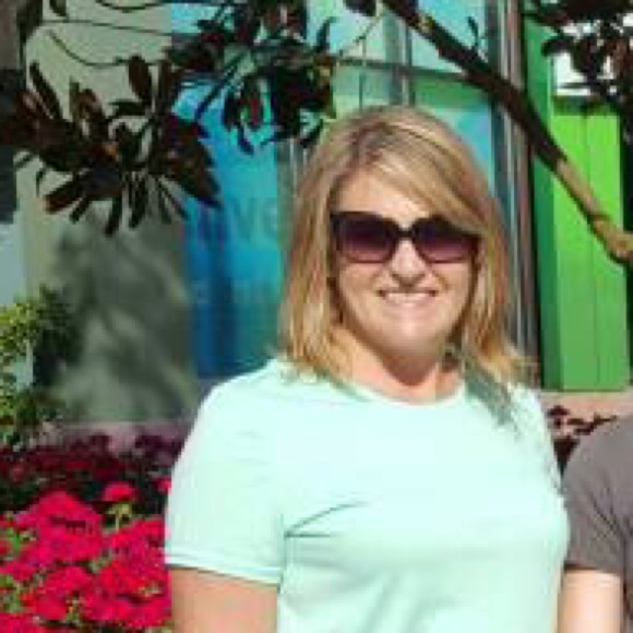 Meet your Posher, Melanie