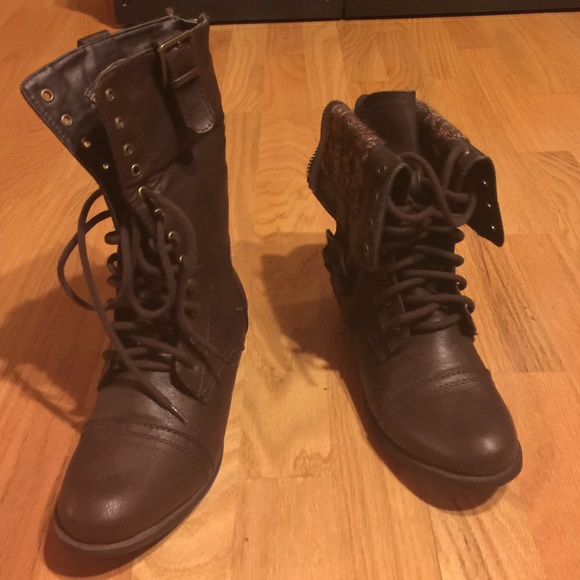 Super cute Aeropostale boot!!