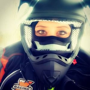 Meet your Posher, Becky