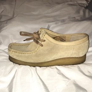 wallabees