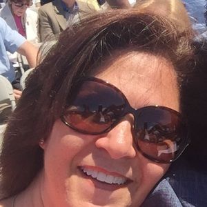 Meet your Posher, Toni