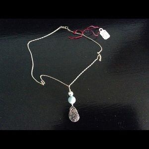 Labradorite pendant with chain