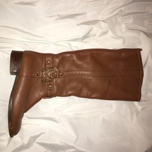 Tory burch boots
