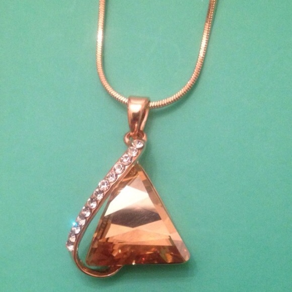 🎉SALE!🎉 NWT The Rose Gold Necklace - Picture 4 of 4