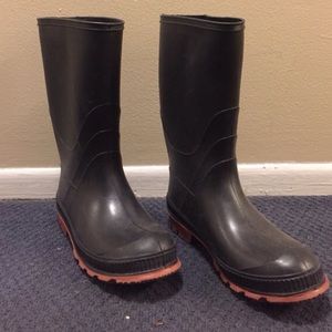 Rainboots
