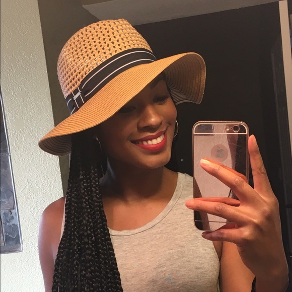 OPEN WEAVE, RIBBON ACCENT STRAW HAT - Picture 3 of 3