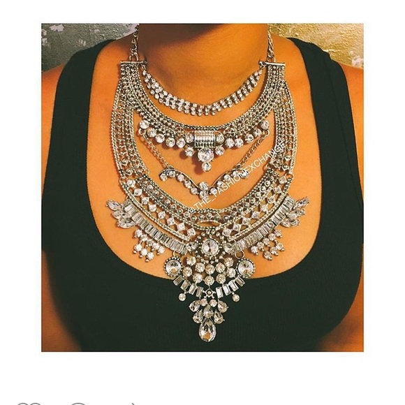 Statement Necklace 💫