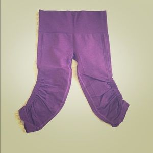 In The Flow Crops, Size 4, Plum colored