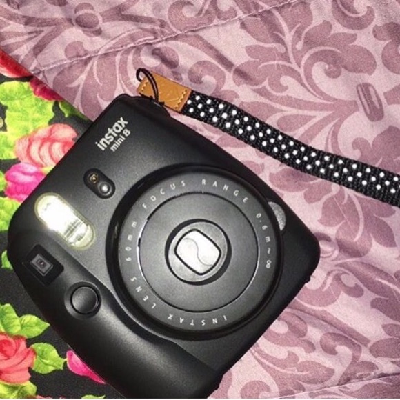 Instax mini 8 black camera. With black Bag.
