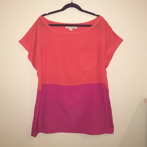 Loose shirt