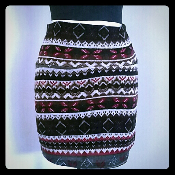 Mini Skirt - Picture 1 of 2