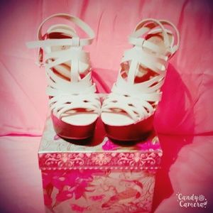 Justfab beautiful wedges;