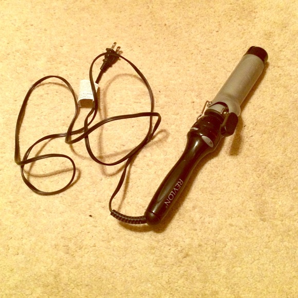 Revlon 1 1/2 inch barrel curling iron