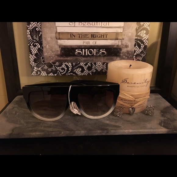 Black and White Sunnies