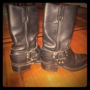 Vintage Frye harness boots LIKE NEW!!!!💥💥