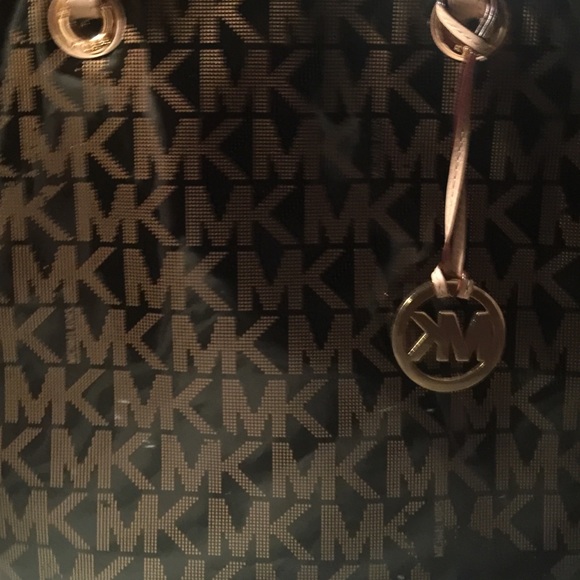 Michael Kors tote patent leather