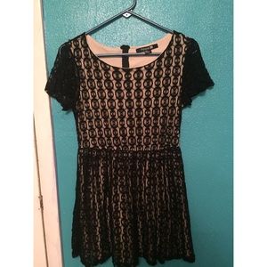 Forever 21 lace dress