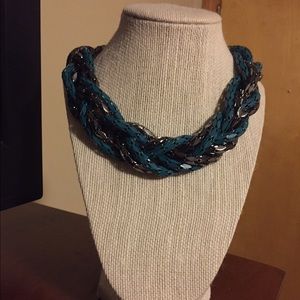 BRAIDED FASHION NECKLACE