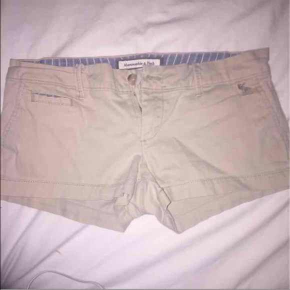 Beige shorts