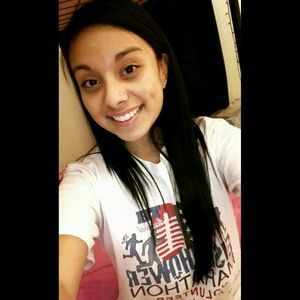 Meet your Posher, Vanessa