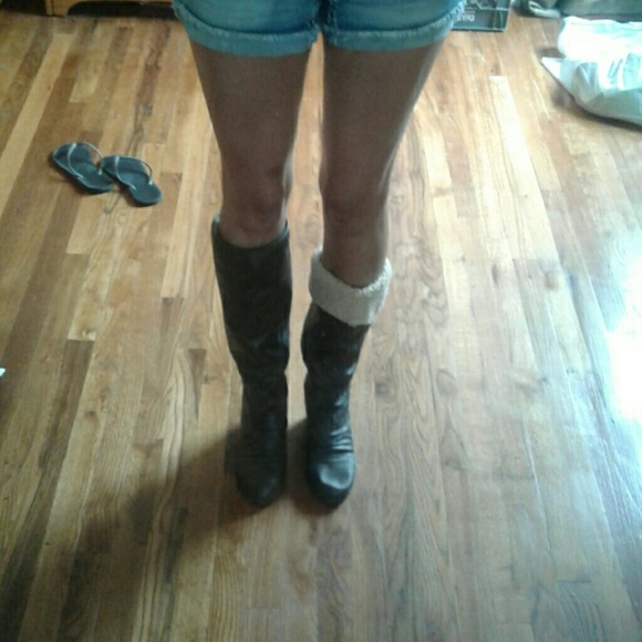 Tall,  brown wedge boots with sheepskin lining!