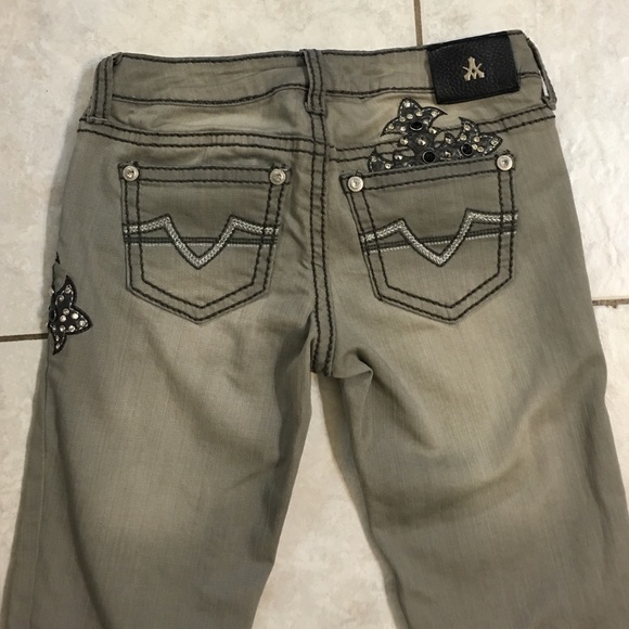 Antique rivet Jeans, straight leg, size 25L. - Picture 1 of 4