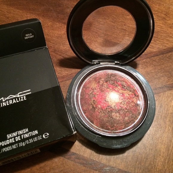 MAC Mineralize Skinfinish