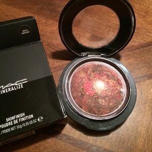 MAC Mineralize Skinfinish
