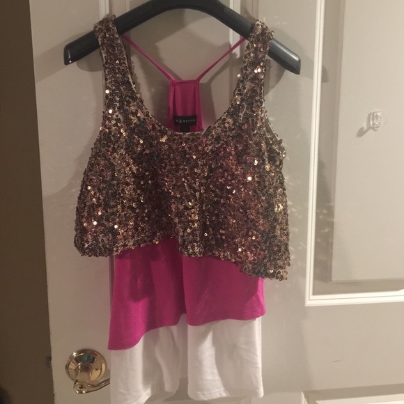Cute layered top