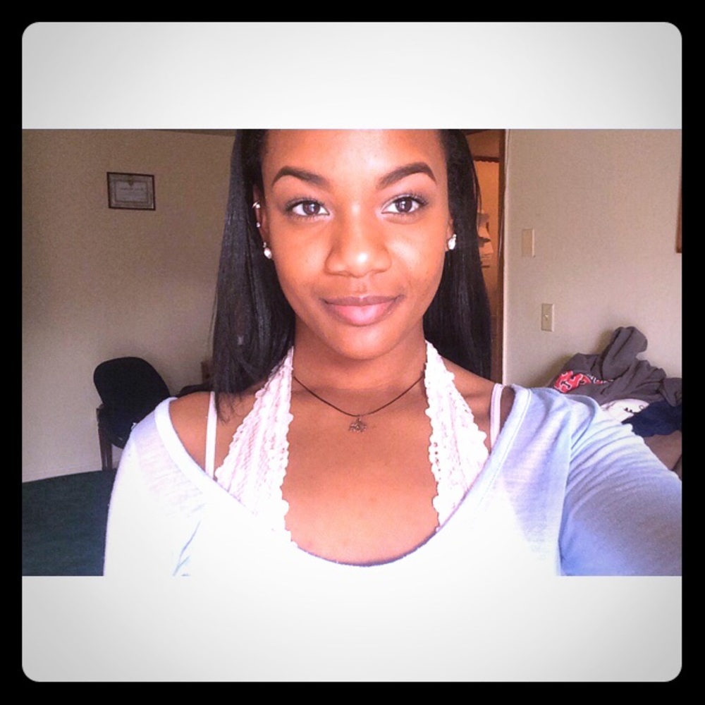 Meet your Posher, Alyssa