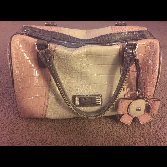 Guess bag