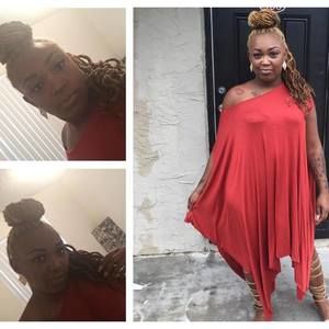 Meet your Posher, Dionne