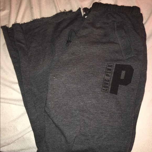 Pink boyfriend sweats - Picture 1 of 3