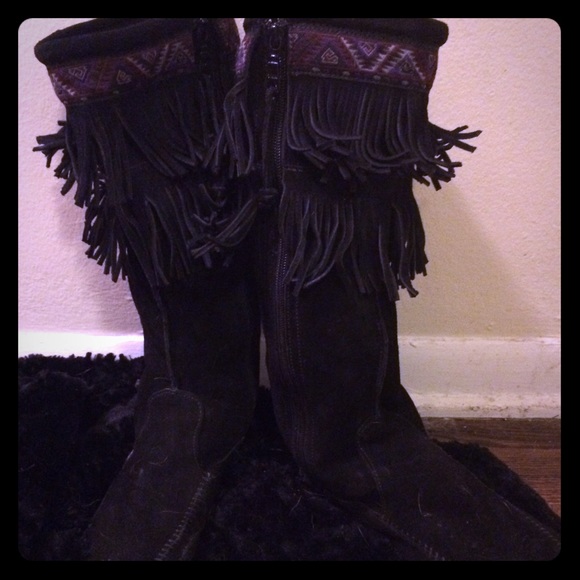 Original Minnetonka black suede boots